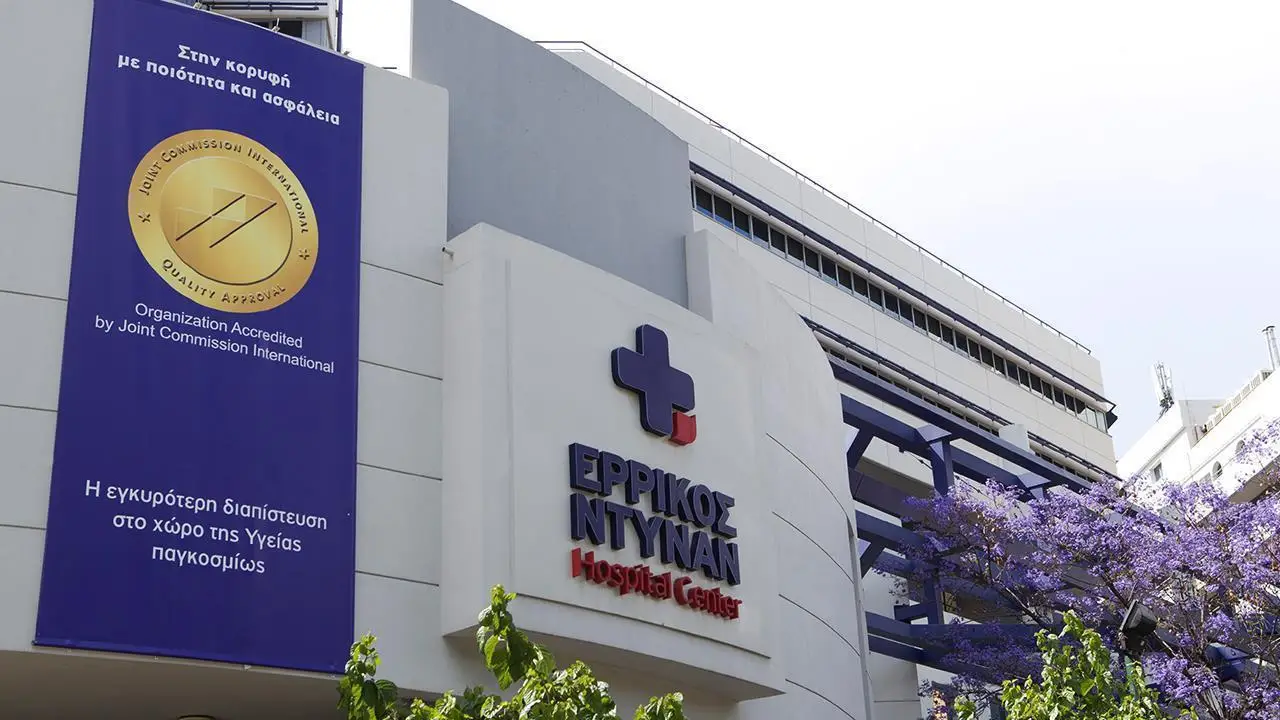 Πρώτη Ρομποτική Υποδόρια Μαστεκτομή στην Ελλάδα: Ορόσημο στην Αντιμετώπιση του Καρκίνου του Μαστού