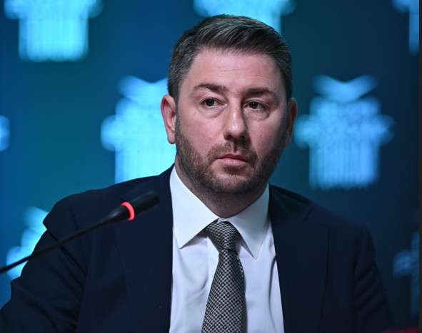 Ανδρουλάκης: Στήριξη στις μικρομεσαίες επιχειρήσεις