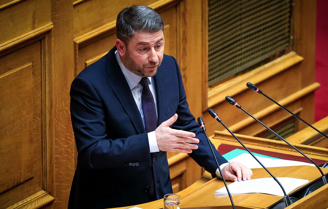 ΠΑΣΟΚ κατά Μενδώνη για την Κνωσό