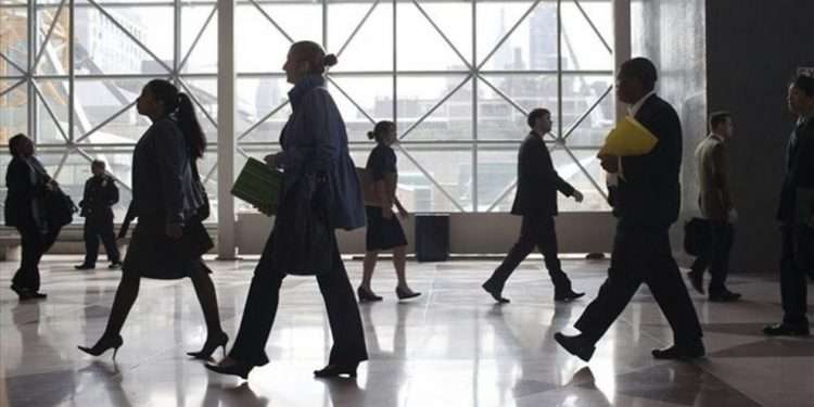 Υπουργείο Εργασίας: Δημιουργήθηκαν 340.572 νέες θέσεις εργασίας