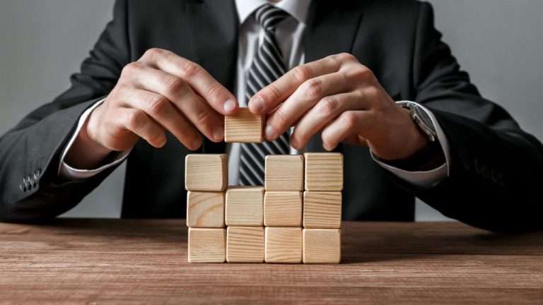 Έως 75% ενίσχυση για μικρές επιχειρήσεις