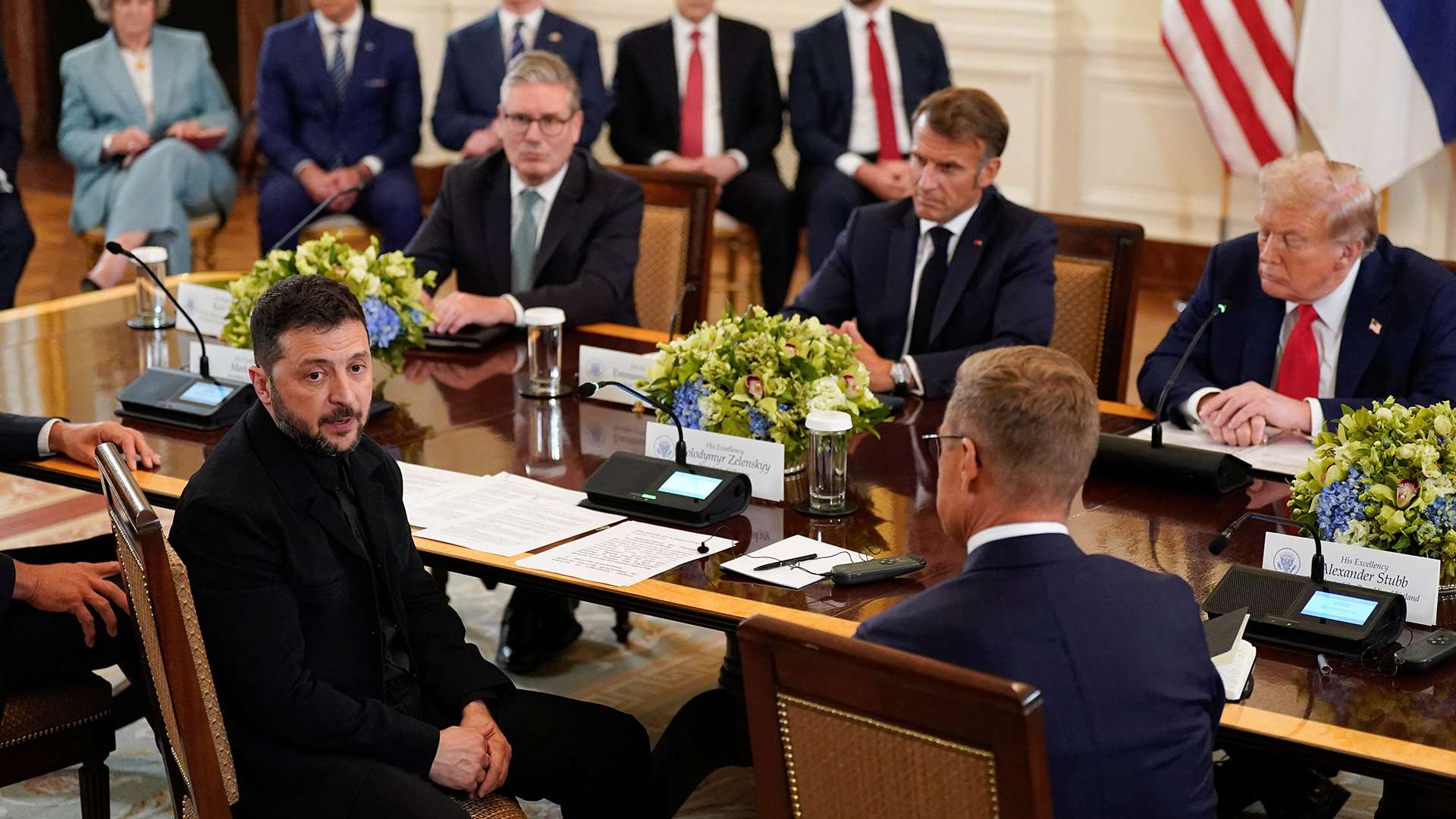Στο τραπέζι απευθείας διάλογος Ζελένσκι – Πούτιν μετά την παρέμβαση Τραμπ