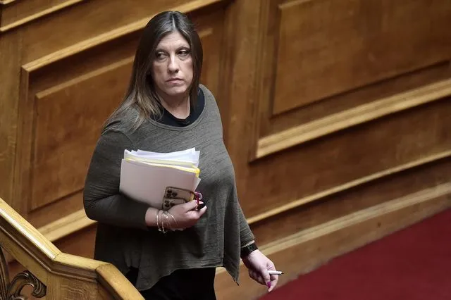 Κωνσταντοπούλου κατά Τσίπρα: Του λείπουν τα φράγκα της εξουσίας
