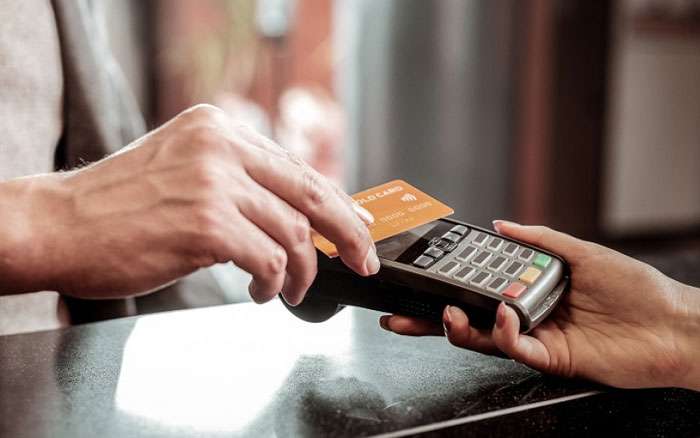 Νέα πρόστιμα έως 20.000€ για παραβάσεις POS