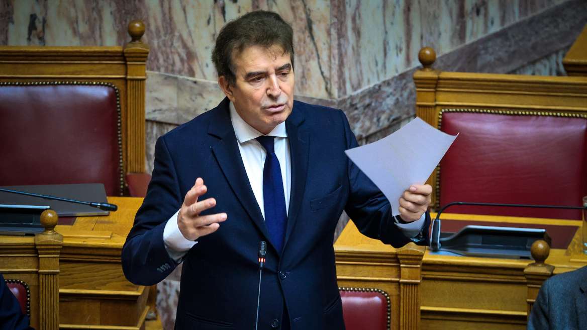 Χρυσοχοΐδης: Έρευνα ΟΠΕΚΕΠΕ, κάμερες και νέος ΚΟΚ