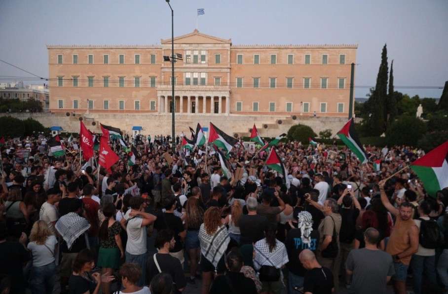 Η Ελληνική κυβέρνηση καθυστερεί την αναγνώριση του Παλαιστινιακού Κράτους