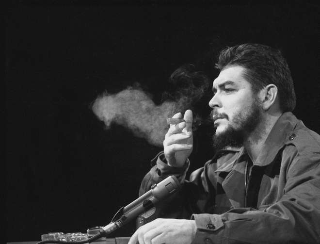Τσε Γκεβάρα: Ο γιατρός που έγινε σύμβολο της επανάστασης