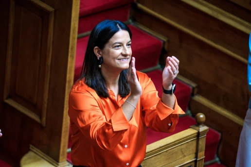 Κεραμέως: Επιδότηση 10.000 θέσεων εργασίας για άνεργες γυναίκες