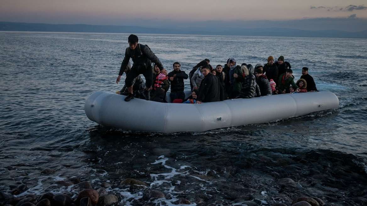 Ναυάγιο μεταναστών στην Χίο – Δύο νεκροί και δέκα τραυματίες