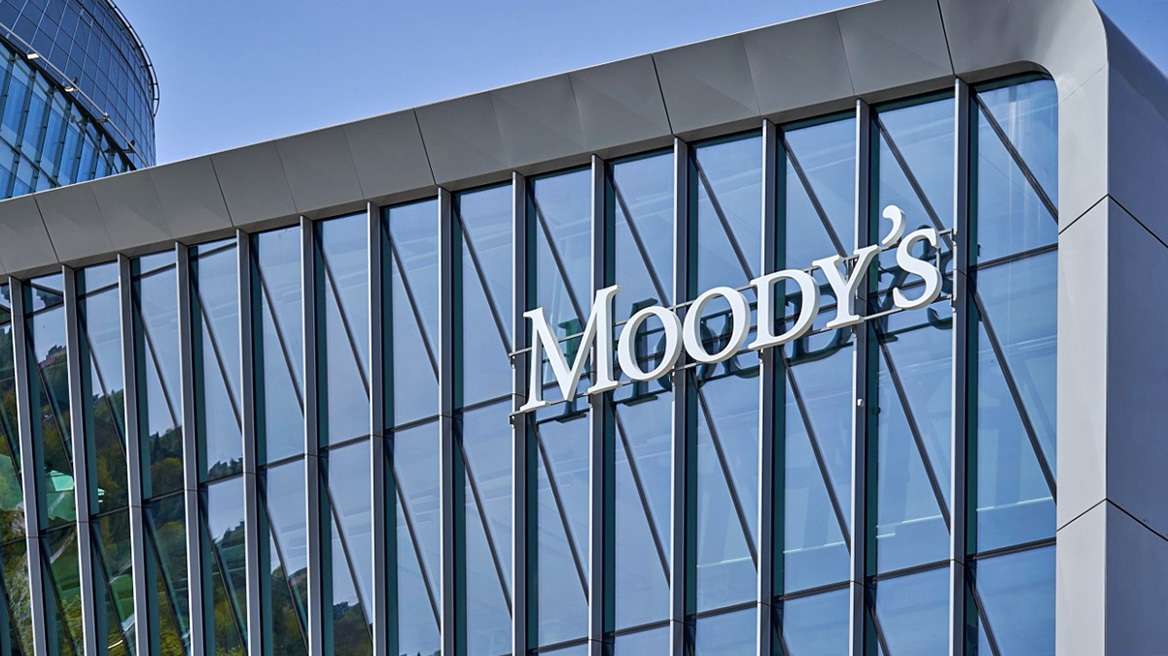 Moody’s: Νέο προειδοποιητικό μήνυμα για Παρίσι