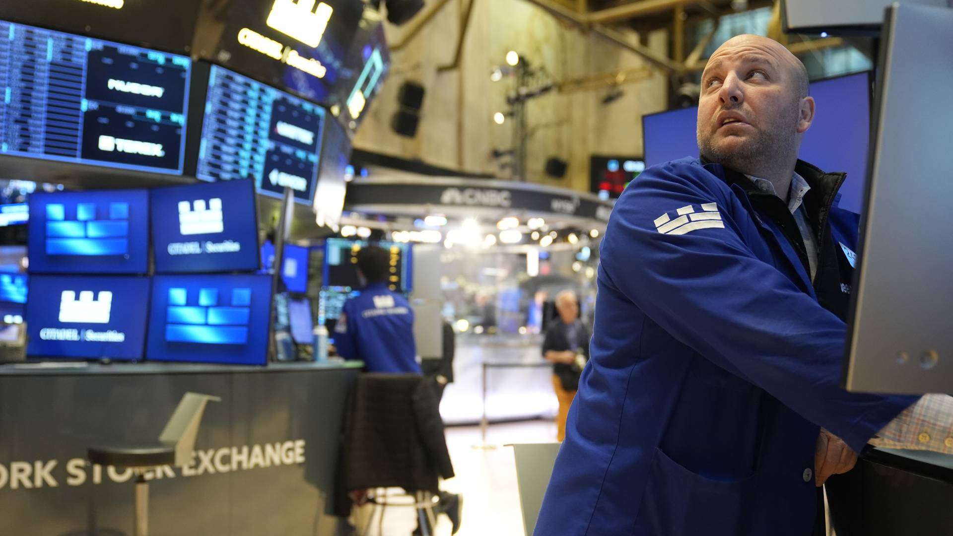 Τραμπ, δασμοί & Wall Street: sell-off 2 τρισ. $