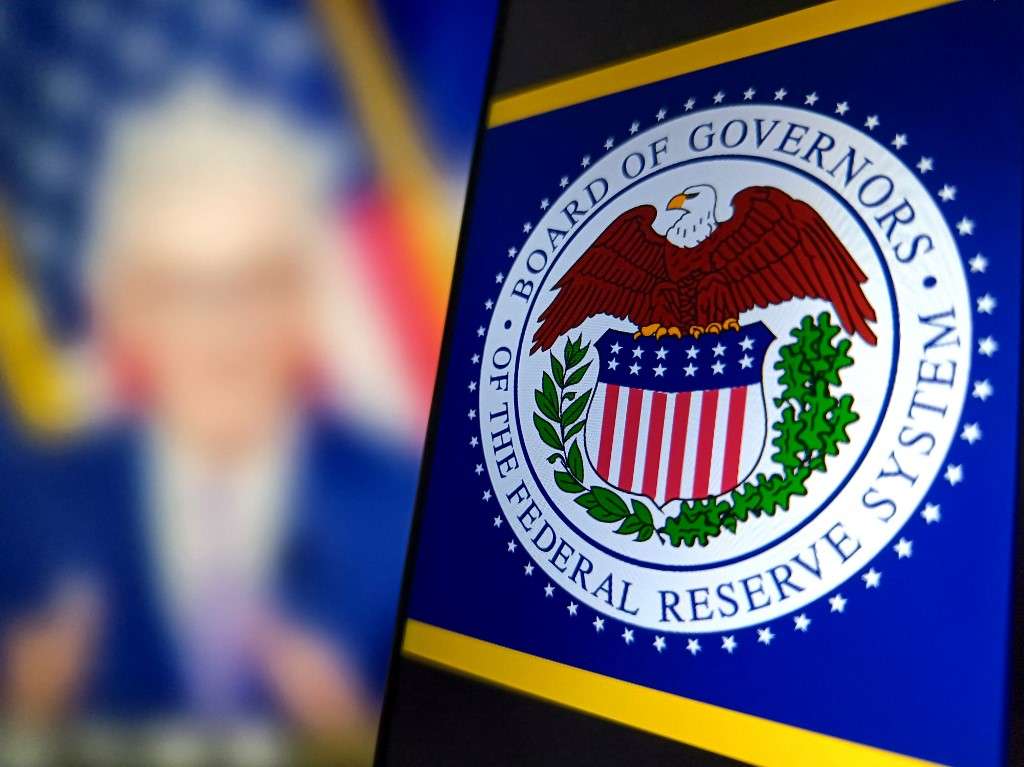 Fed: Διχασμός για νέες μειώσεις επιτοκίων τον Δεκέμβριο