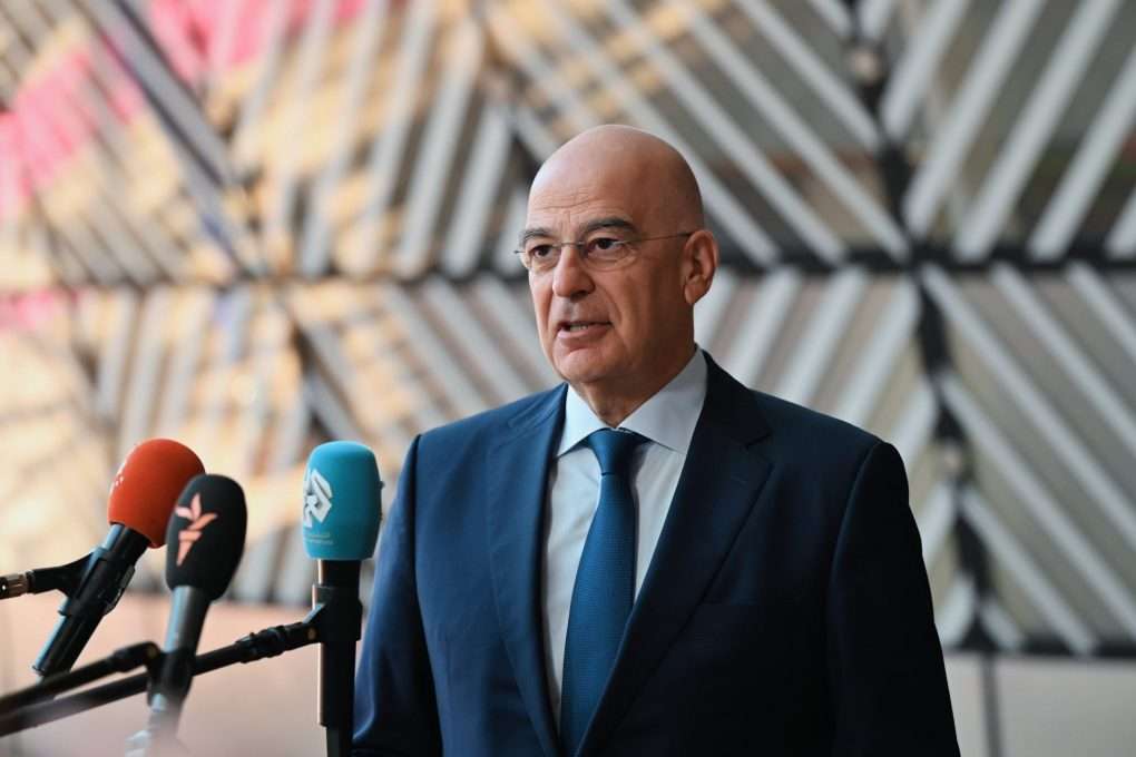 Δένδιας από Βρυξέλλες: Επαφές για την ελληνική συμμετοχή στο SAFE