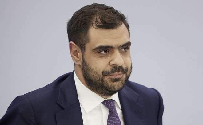 Μαρινάκης: «Στην πολιτική χρειαζόμαστε ανθρώπους με ένσημα»