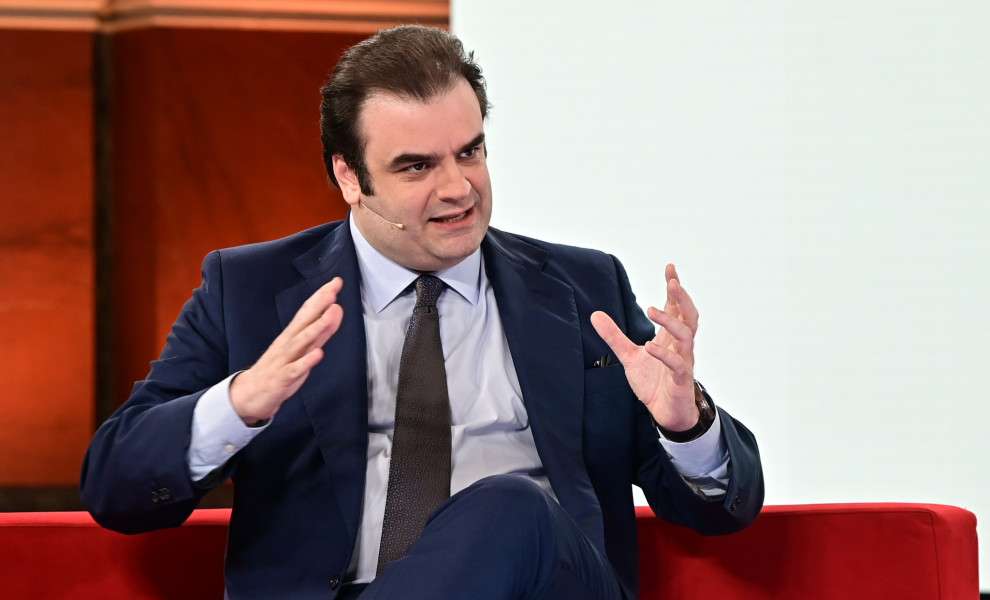 Πιερρακάκης στους Financial Times: «Από προβληματικό παιδί γίναμε παράδειγμα»