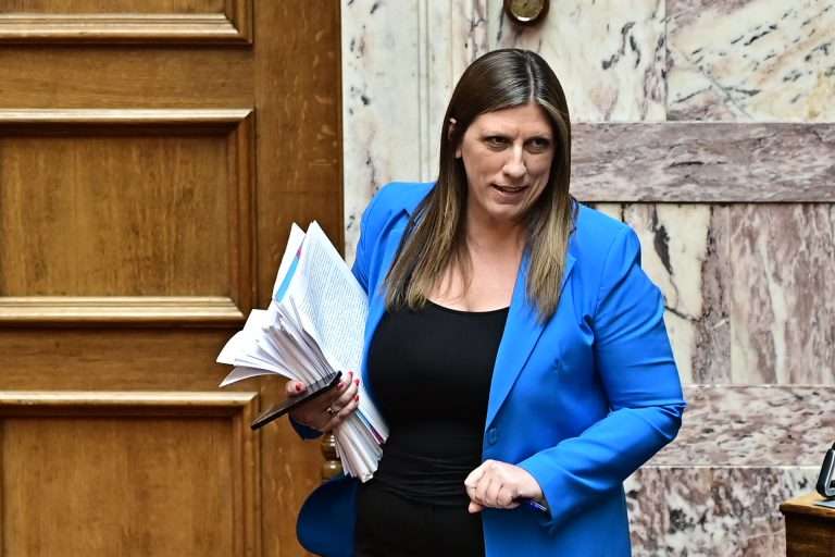Κωνσταντοπούλου για Τσίπρα: «Χαίρομαι που ένας προδότης λέει ότι τον δυσκόλεψα»