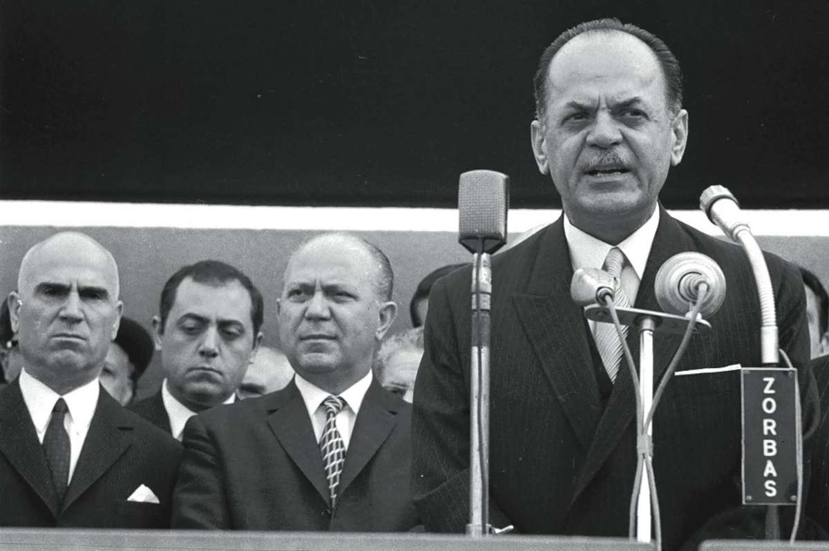 Το οικονομικό… παραμύθι της δικτατορίας