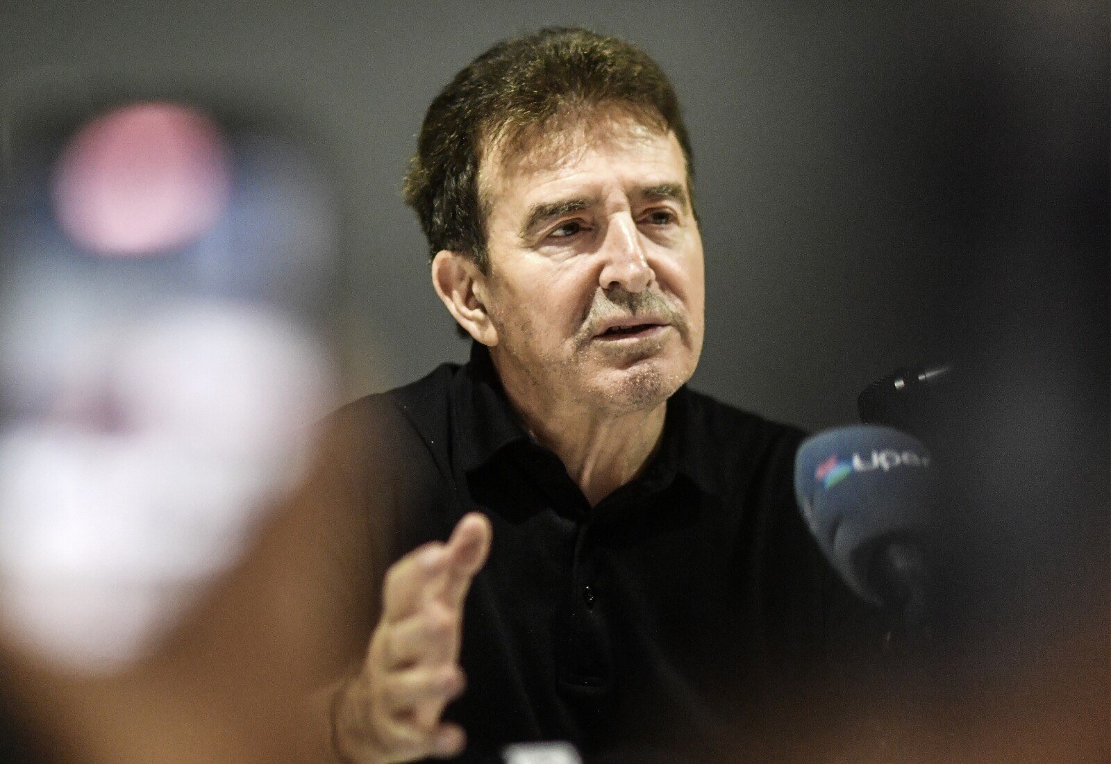 Χρυσοχοΐδης: «Είμαστε δίπλα σε κάθε θύμα βίας»
