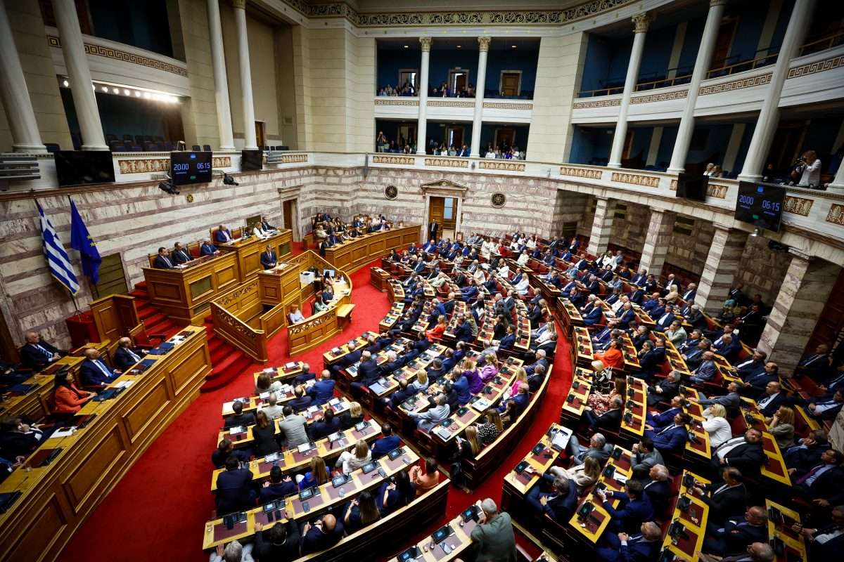 Πολιτική αντιπαράθεση στη Βουλή για το περιστατικό της Χίου