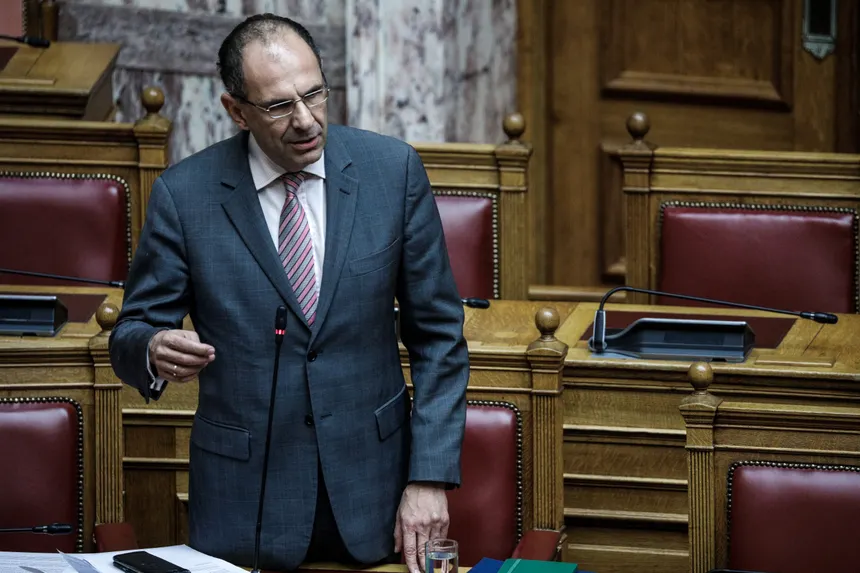 Τηλεφωνική επικοινωνία Γεραπετρίτη με τον Αιγύπτιο ομόλογό του