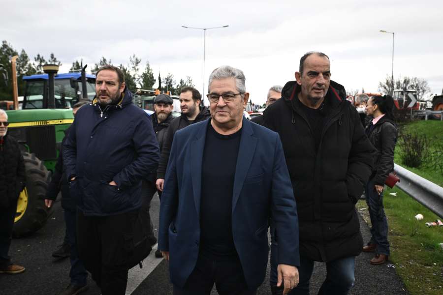 Κουτσούμπας: «Στηρίζουμε τον δίκαιο αγώνα των αγροτών»