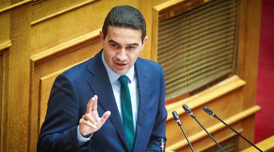 Κατρίνης κατά Δένδια: «Προχειρότητα και αναποτελεσματικότητα»