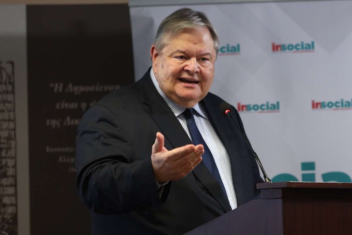 Βενιζέλος: «Υποψήφιος πρωθυπουργός δεν είμαι εγώ»