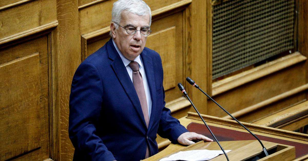 Σιμόπουλος: «Η Κυβέρνηση εκβιάζεται από τους αγρότες»