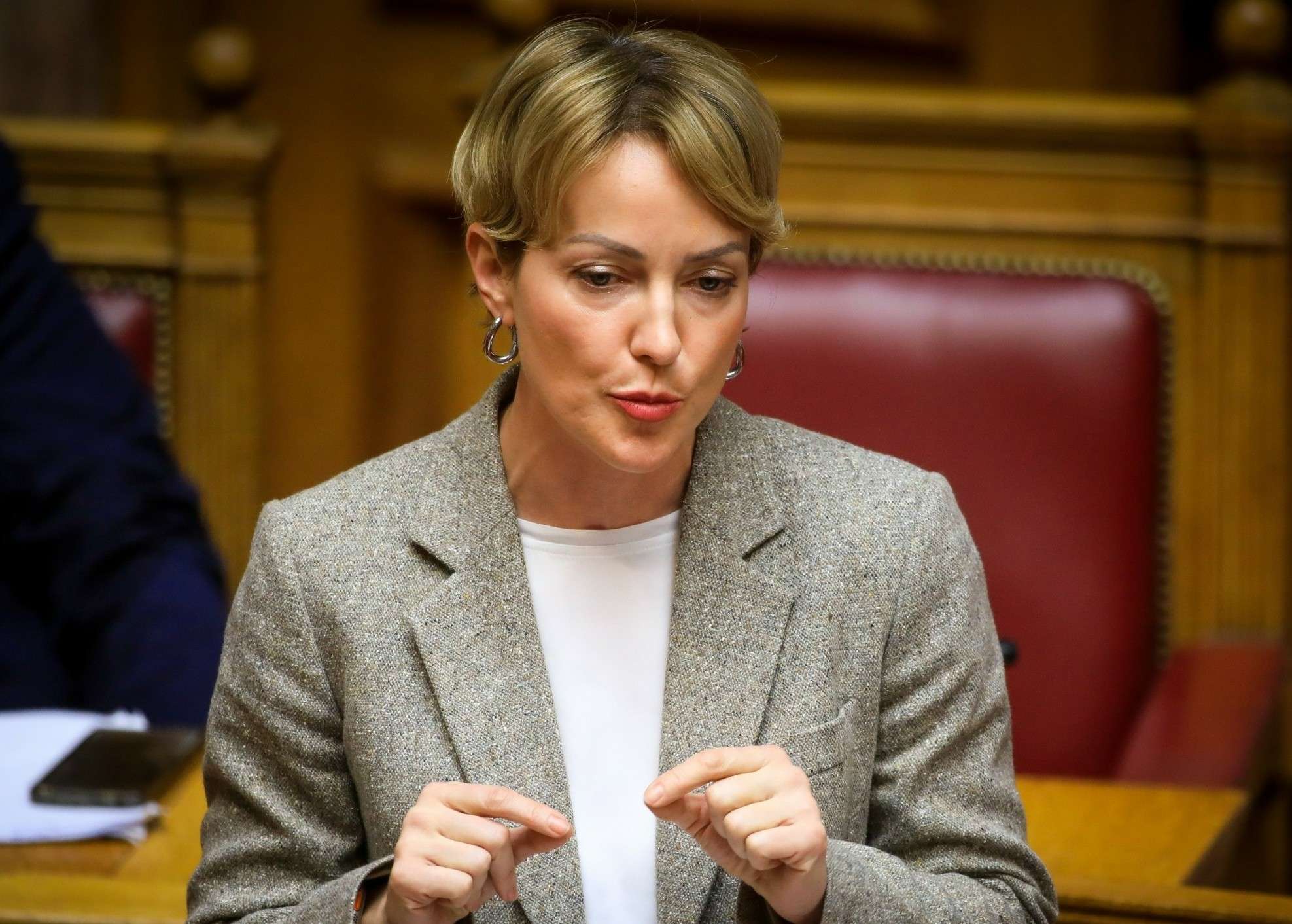 Σδούκου για ΠΑΣΟΚ: «Λειτουργεί ως πολιτικό συμπλήρωμα του ΣΥΡΙΖΑ»
