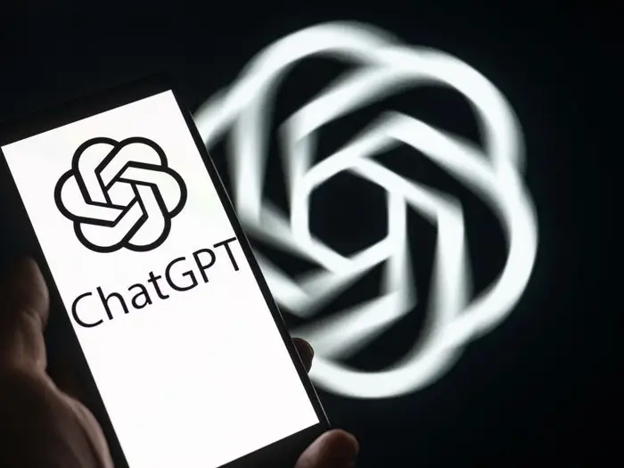 ChatGPT: Ξεκινάει η προβολή διαφημίσεων