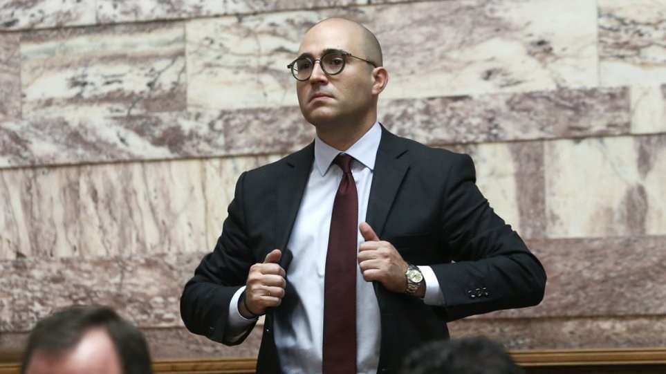 Μπογδάνος για Λατινοπούλου: «Σέβομαι περισσότερο τον Κασιδιάρη από αυτή»