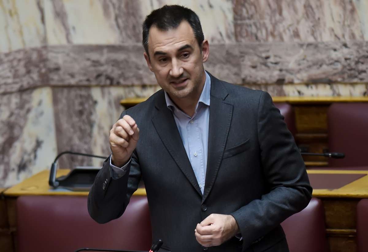 Χαρίτσης: «Επικίνδυνη για τη χώρα η στάση του Πρωθυπουργού για την επέμβαση των ΗΠΑ στη Βενεζουέλα»