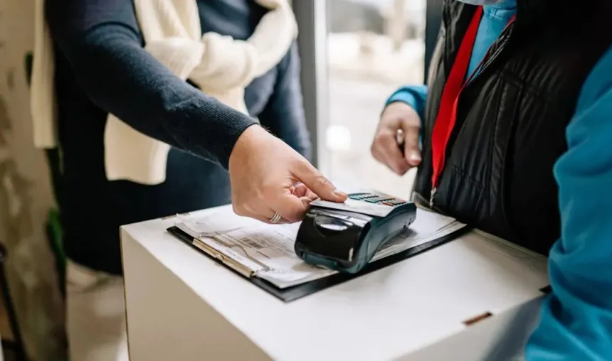 Σαρωτικοί έλεγχοι της ΑΑΔΕ μετά την αύξηση του ορίου συναλλαγών στο IRIS