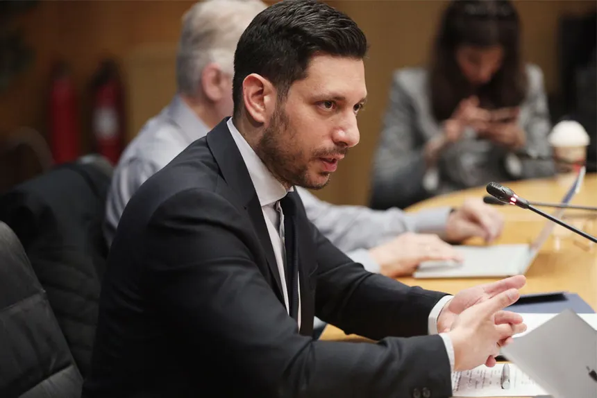 Κυρανάκης: Νέα τρένα, υποδομές και πλήρης ασφάλεια στον ελληνικό σιδηρόδρομο έως το 2026