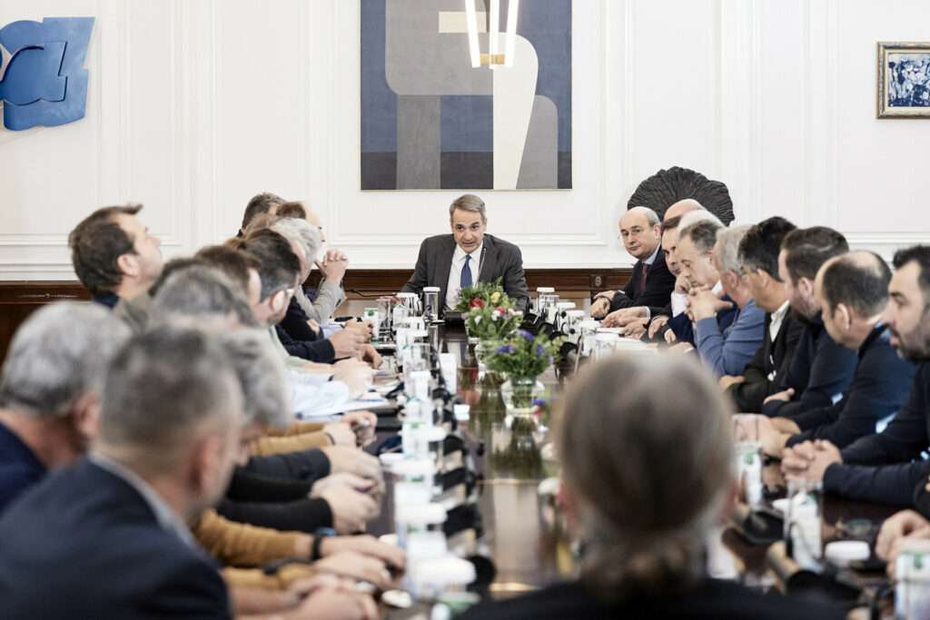Σήμερα η συνάντηση Μητσοτάκη με αγρότες στο Μαξίμου