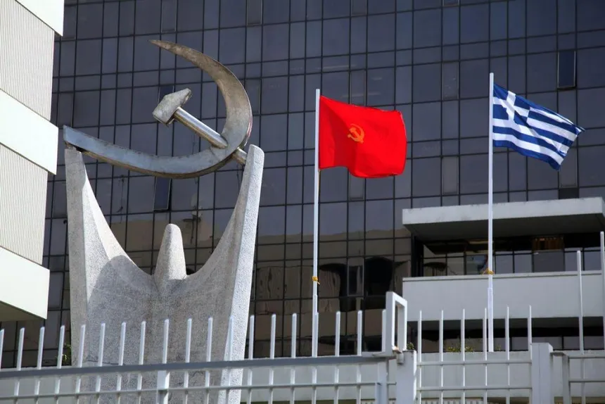 ΚΚΕ: «Καμία αλλαγή συνόρων και καμία πολεμική εμπλοκή δεν πρέπει να γίνει για τα κέρδη των λίγων».