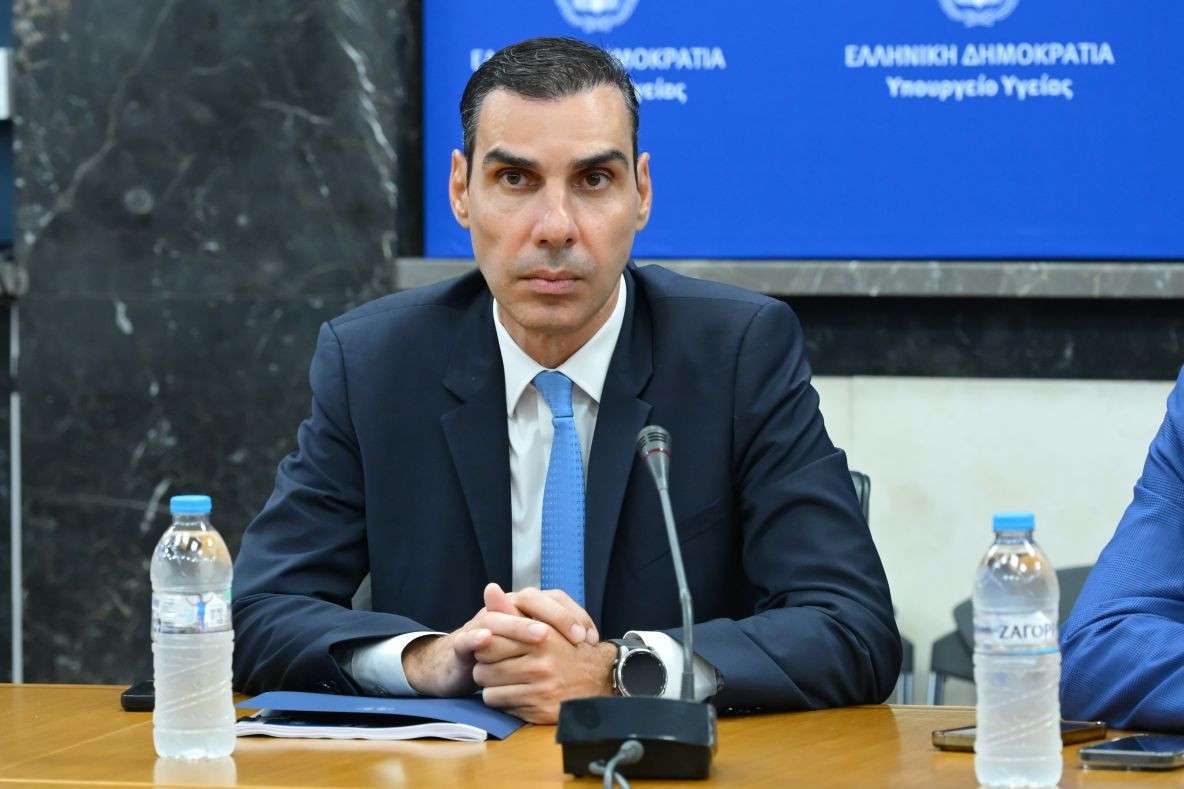 Θεμιστοκλέους για γρίπη: «Φτάνουμε τα 2,8 εκατομμύρια εμβολιασμούς»