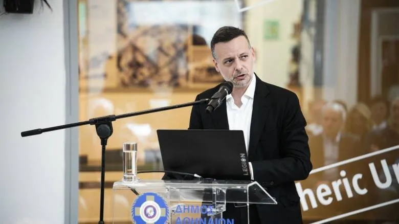 Δούκας: «Κυβέρνηση και ΕΥΔΑΠ πίνουν εις υγείαν των κορόιδων» – Αυξήσεις έως 32% στους λογαριασμούς νερού των δήμων