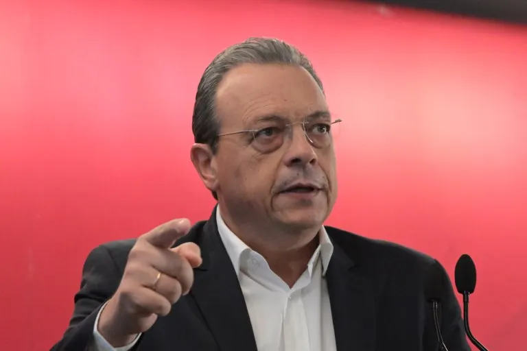 Φάμελλος: «Κίνδυνος μαζικών λουκέτων στις μικρομεσαίες επιχειρήσεις»