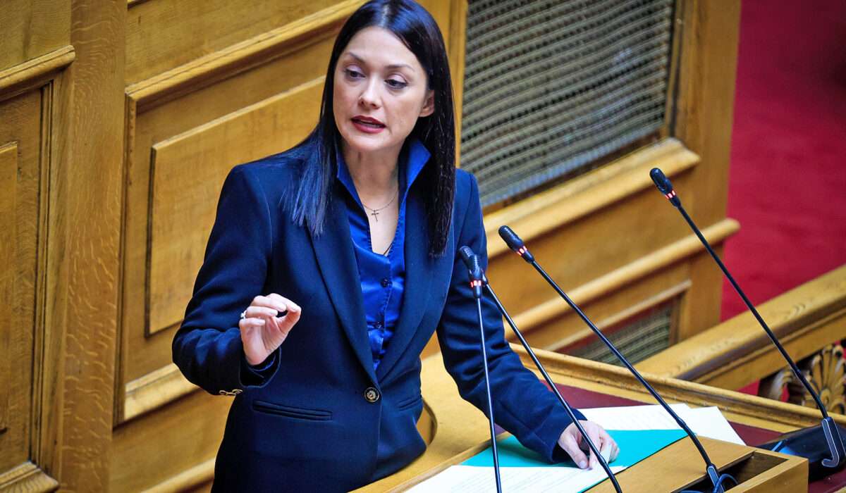 Γιαννακοπούλου για Παναγόπουλο: «Οφείλει να διευκολύνει την παράταξή του»