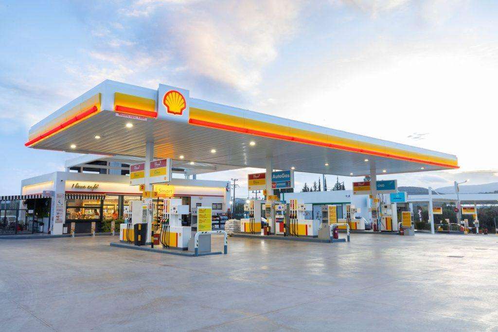 Shell: Τα πιο χαμηλά κέρδη της τελευταίας πενταετίας