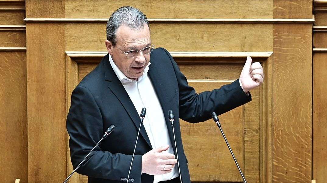 Φάμελλος: «Όποια πέτρα και αν σηκώσεις θα βρεις σκάνδαλο της Νέας Δημοκρατίας»