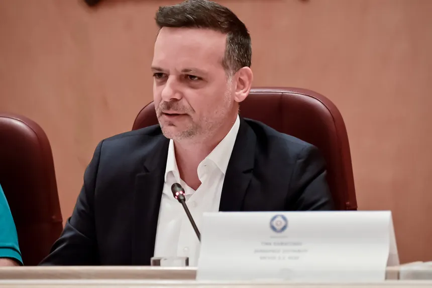 Χάρης Δούκας: «Πρόοδος έργων, πλαφόν στα καύσιμα και προστασία πολιτών»