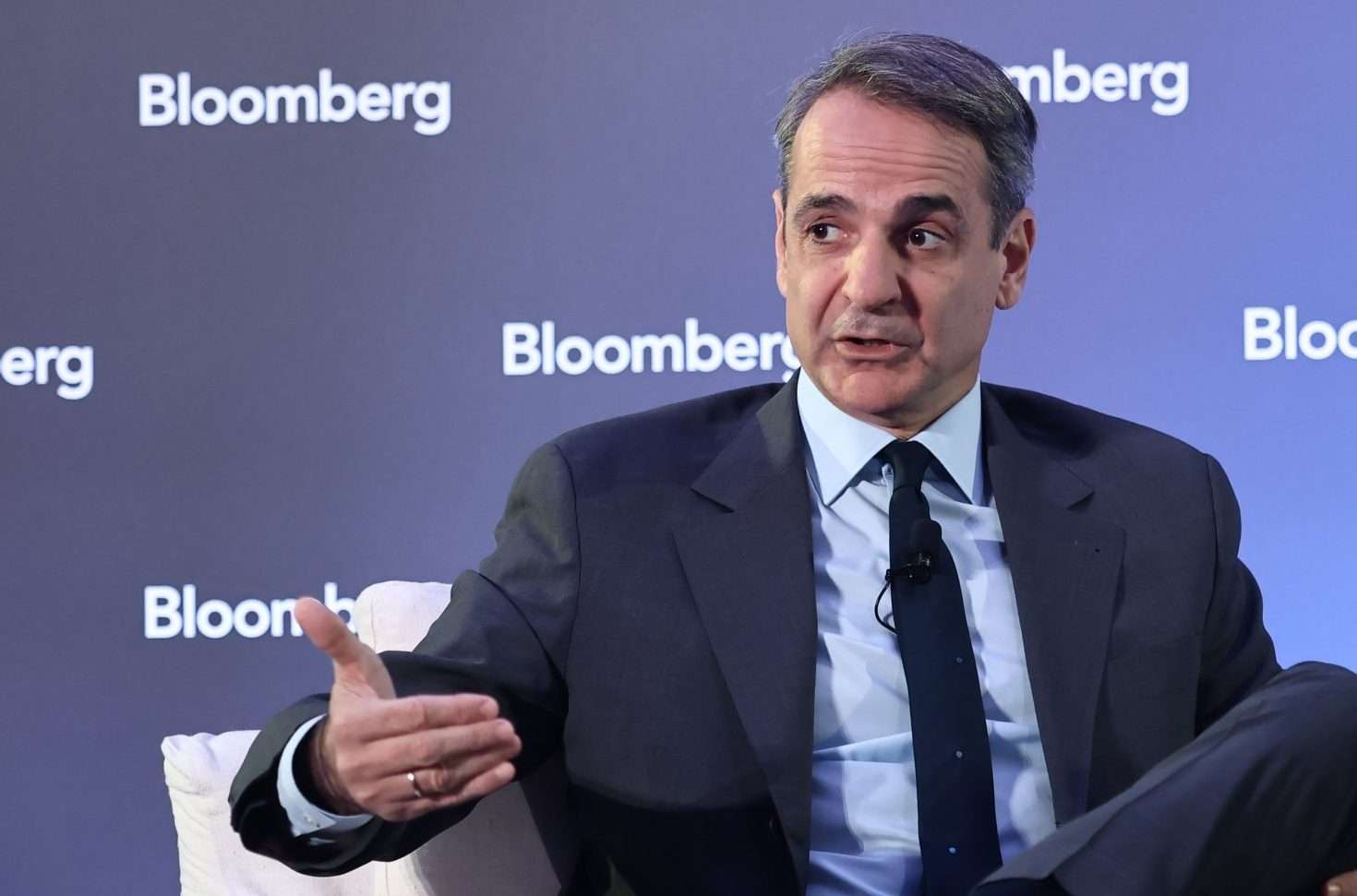 Μητσοτάκης στο Bloomberg: Σταθερά προσανατολισμένοι στην ενίσχυση της αμυντικής μας θέσης
