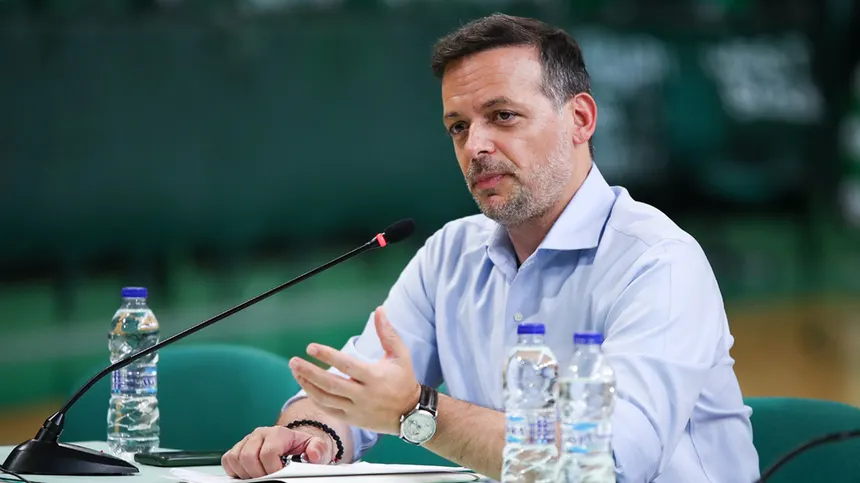 Χάρης Δούκας: «Στόχος η νίκη και η προοδευτική διακυβέρνηση – Όχι συνεργασία με τη ΝΔ»