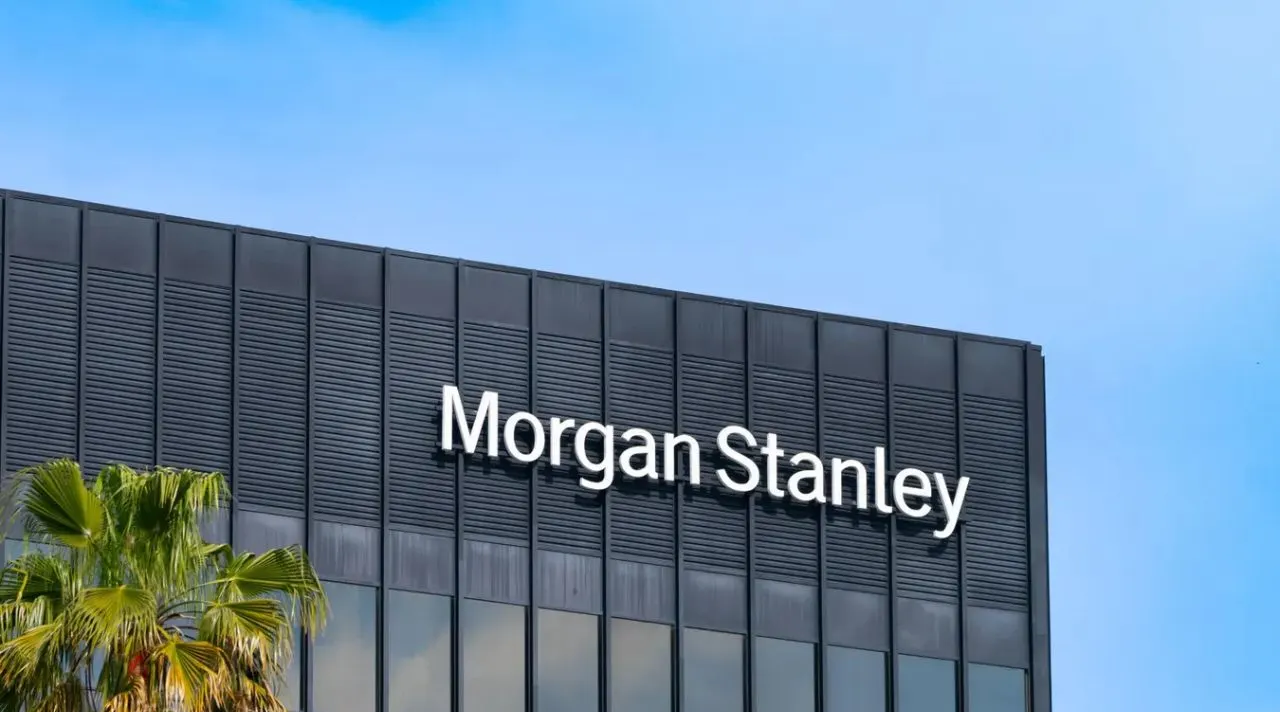 Morgan Stanley: Ψήφος εμπιστοσύνης στην ελληνική αγορά