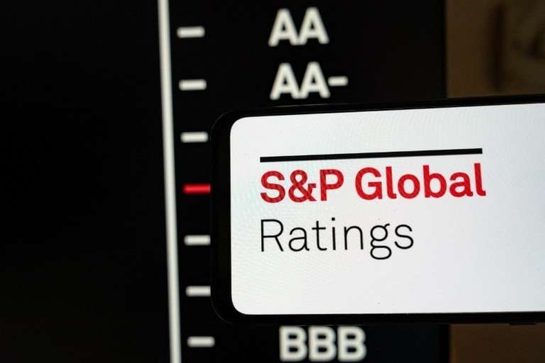 S&P: Σταθερά στο «BBB» η Ελληνική οικονομία