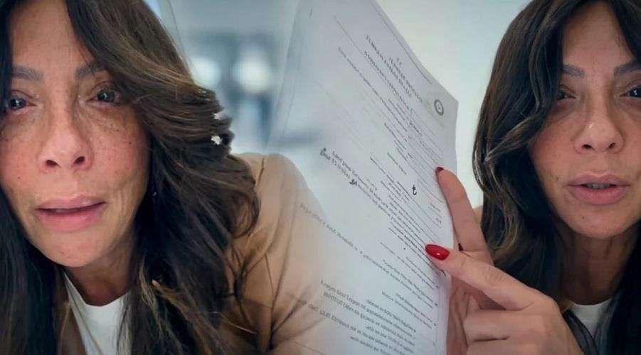 Άρνηση εισόδου σε Τουρκοκύπρια για ερμηνεία εθνικιστικού τραγουδιού – Τι καταγγέλλει