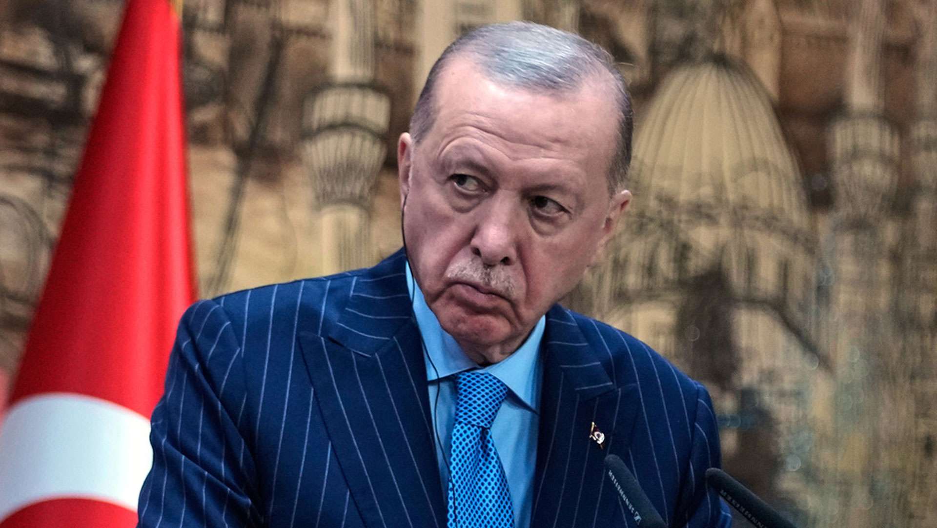 Απειλές Ερντογάν για στρατιωτική παρουσία στην Κύπρο