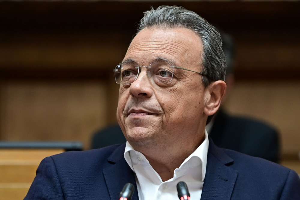 Φάμελλος κατά Πιερρακάκη: «Είναι πρόεδρος του Eurogroup για να βοηθάει τη χώρα, όχι για να κουνάει το δάχτυλο»